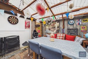 Photo 32- click for photo gallery